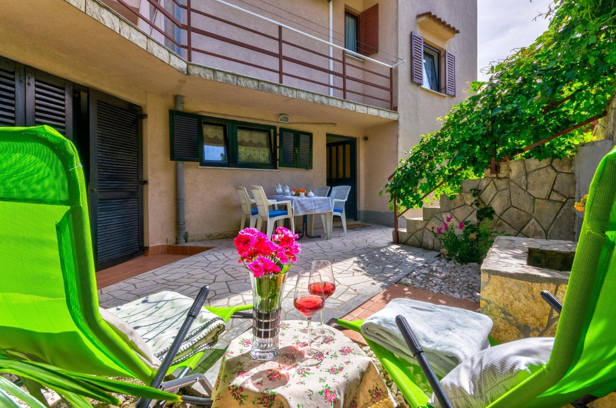 Ferienwohnung Julia Selce 4,5 Exterior foto