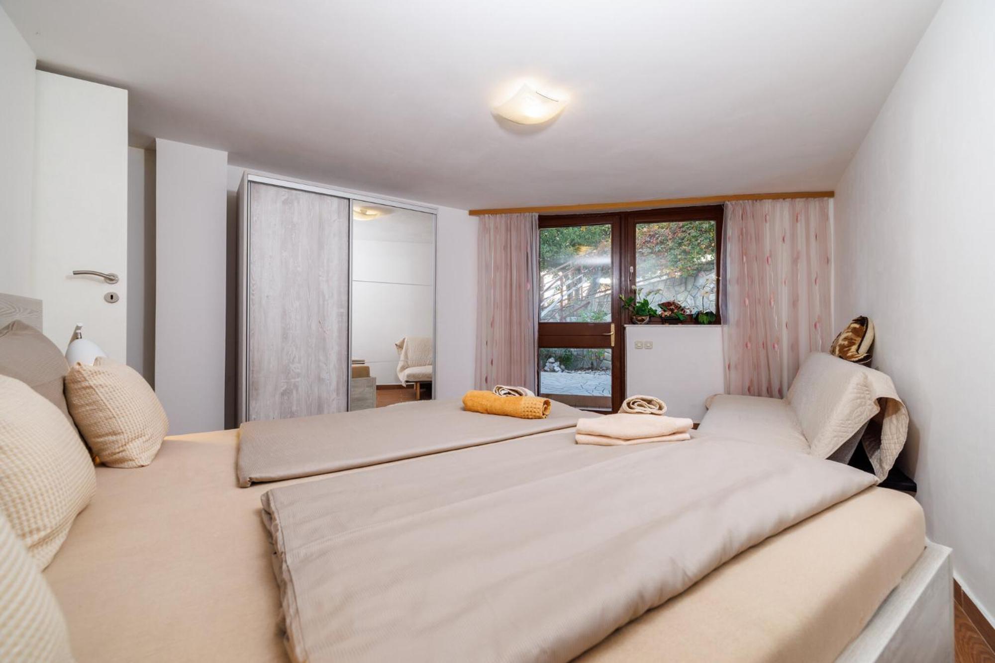 Ferienwohnung Julia Selce 4,5 Exterior foto